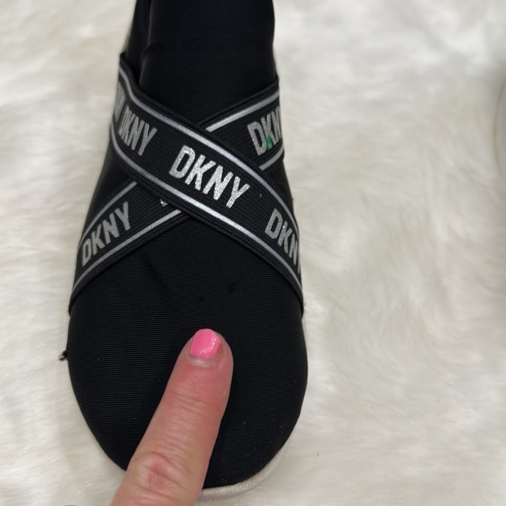 DKNY black slip on tennis shoe size 3 - Picture 8 of 17